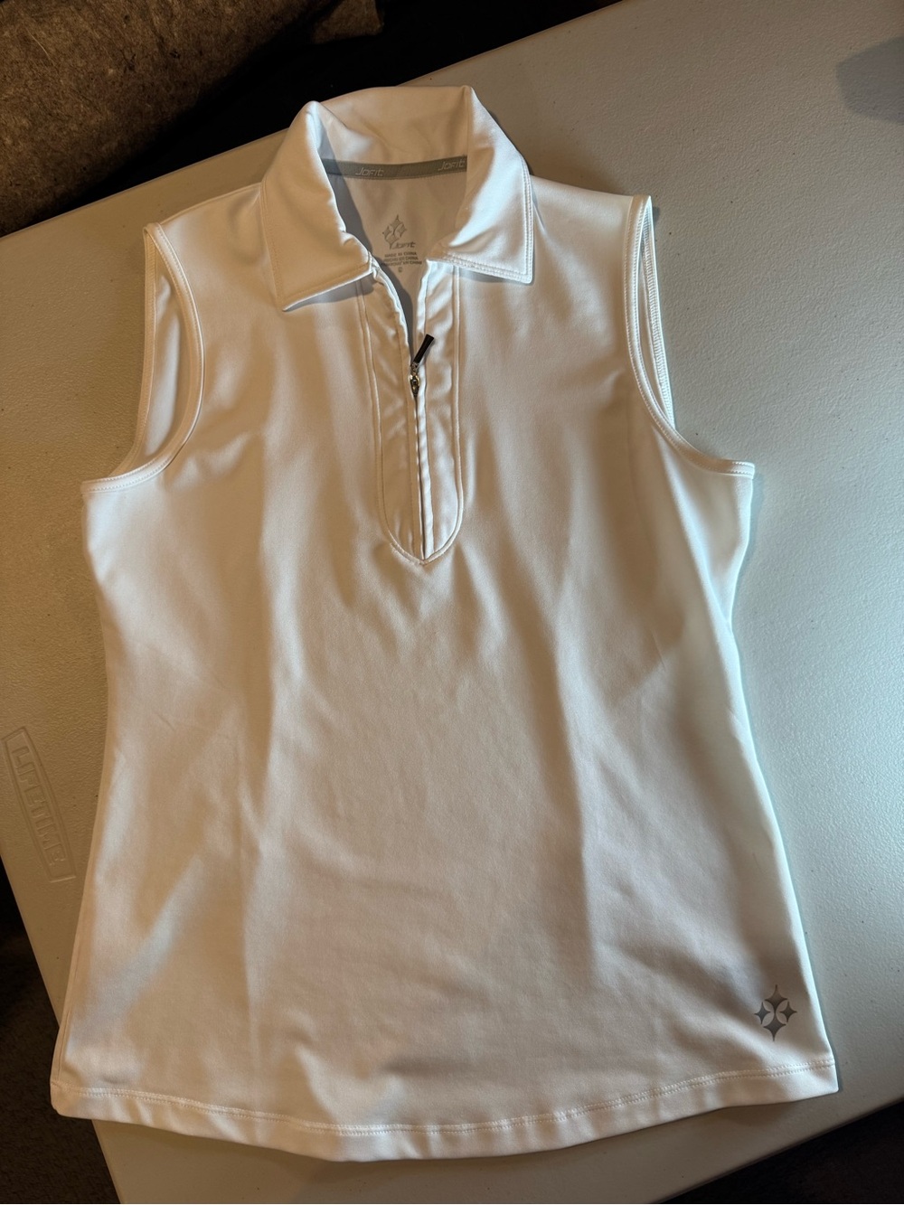 Jofit Ace Sleeveless Mock Golf Top – White – Size Small